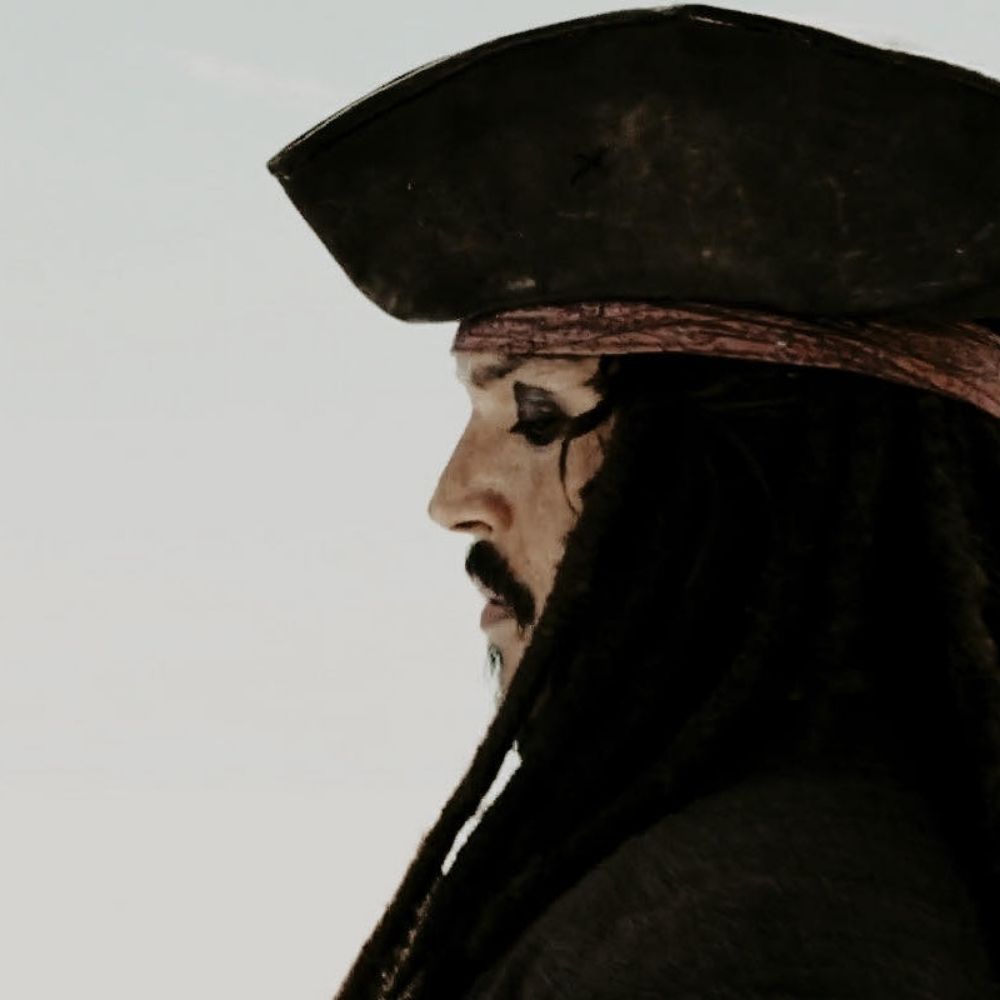 𝐂𝐀𝐏𝐓𝐀𝐈𝐍 𝐉𝐀𝐂𝐊 𝐒𝐏𝐀𝐑𝐑𝐎𝐖.