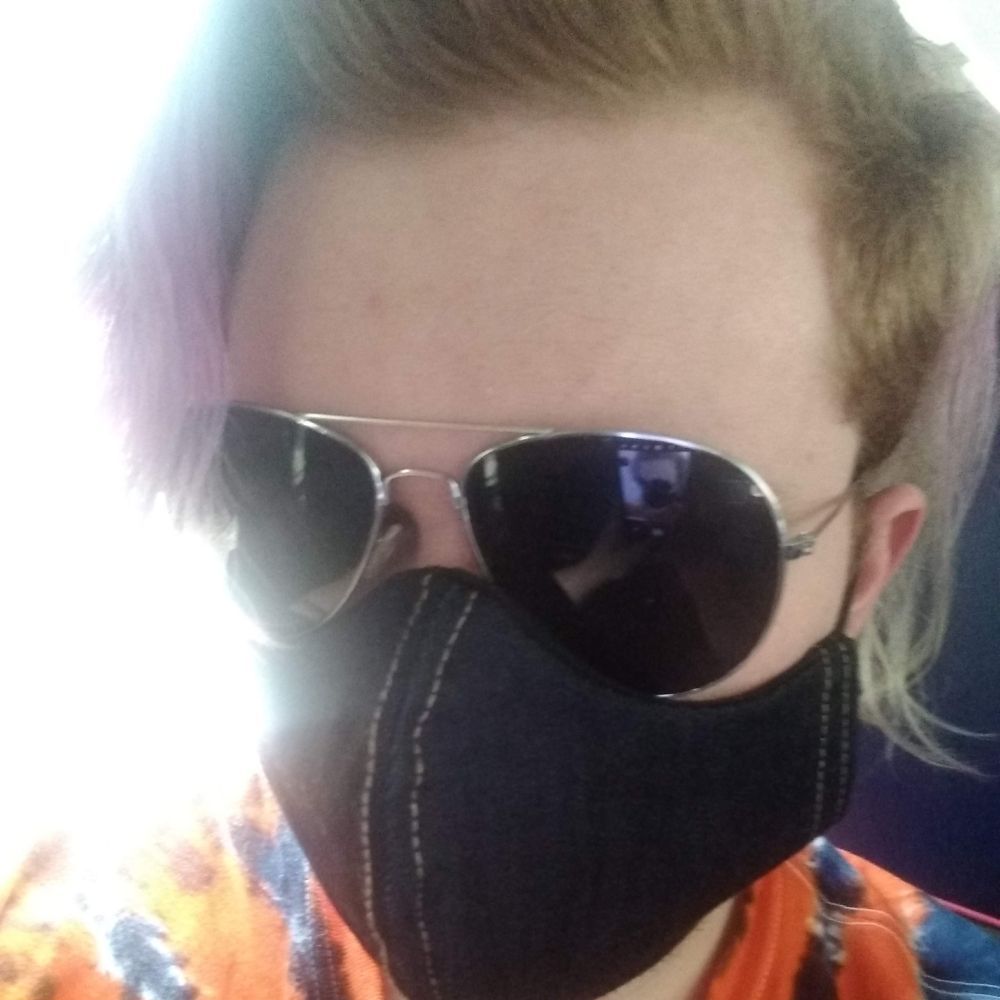 E. B. Moon (they/them) 🏴 🌱 🚀 🏳️‍⚧️