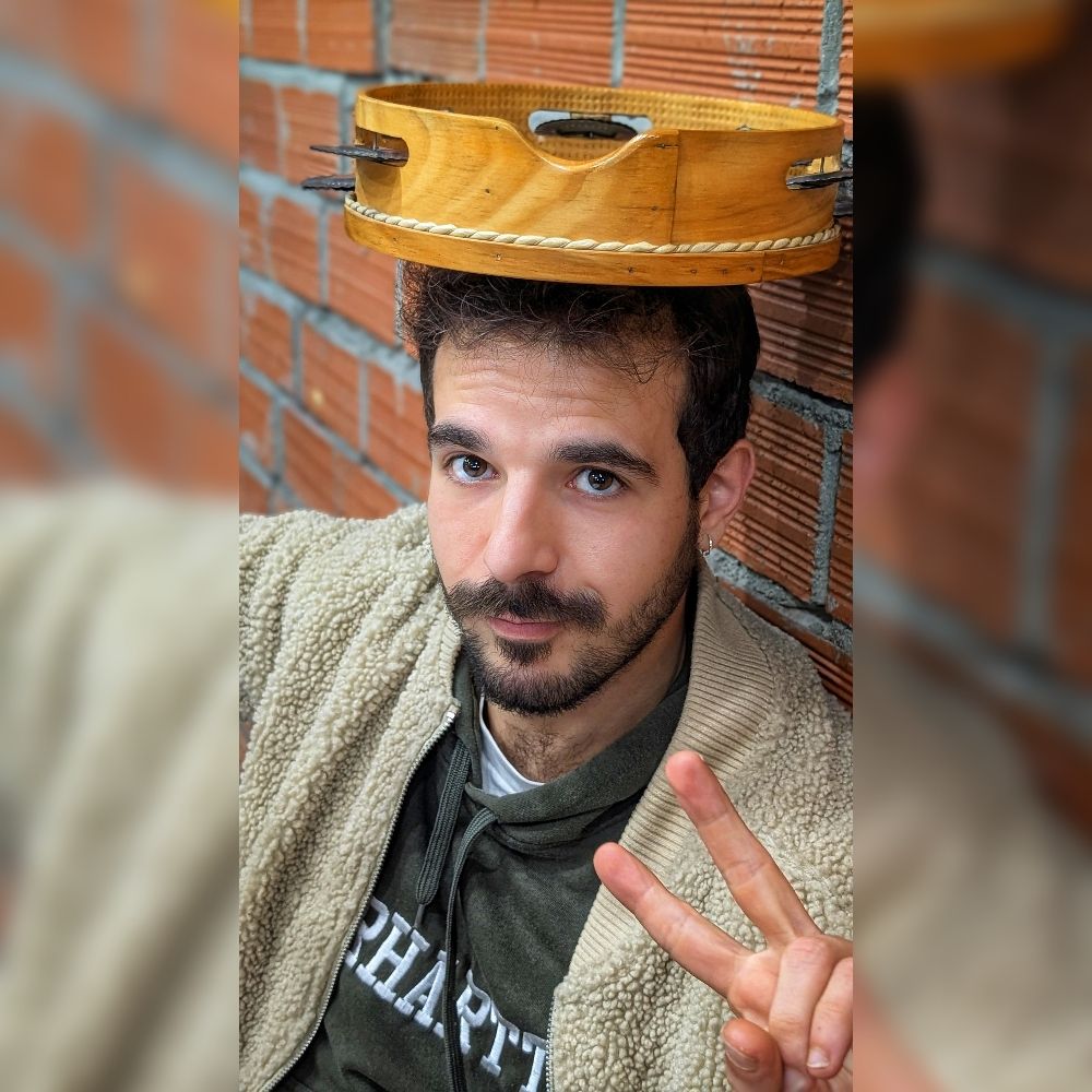 Álvaro.