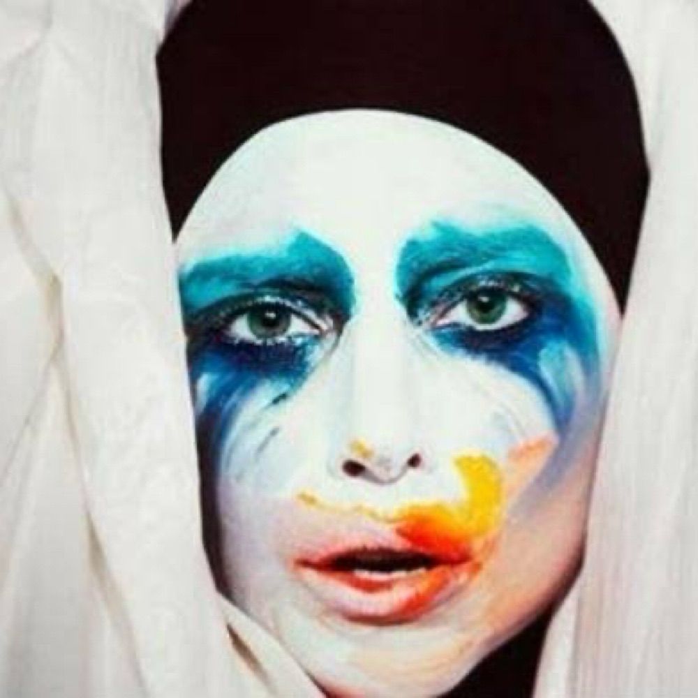 LGBT Lady Gaga bota tudao 