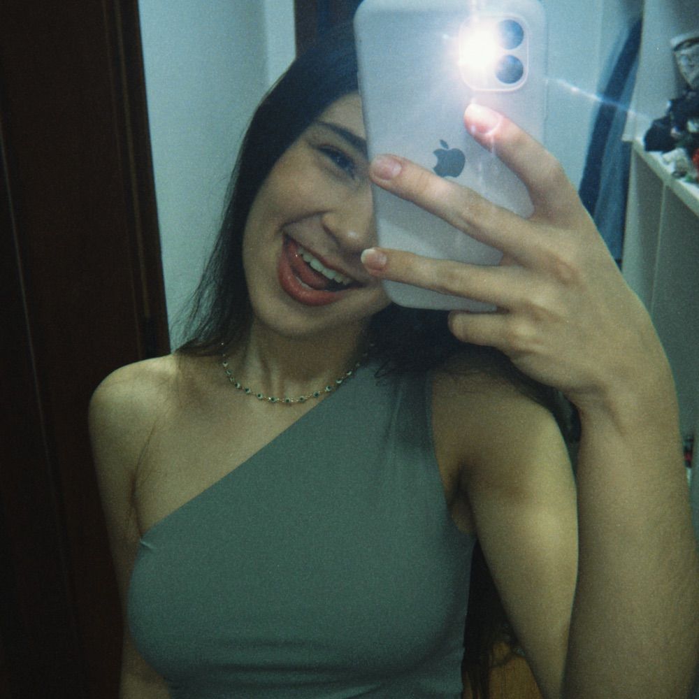 laura 👻