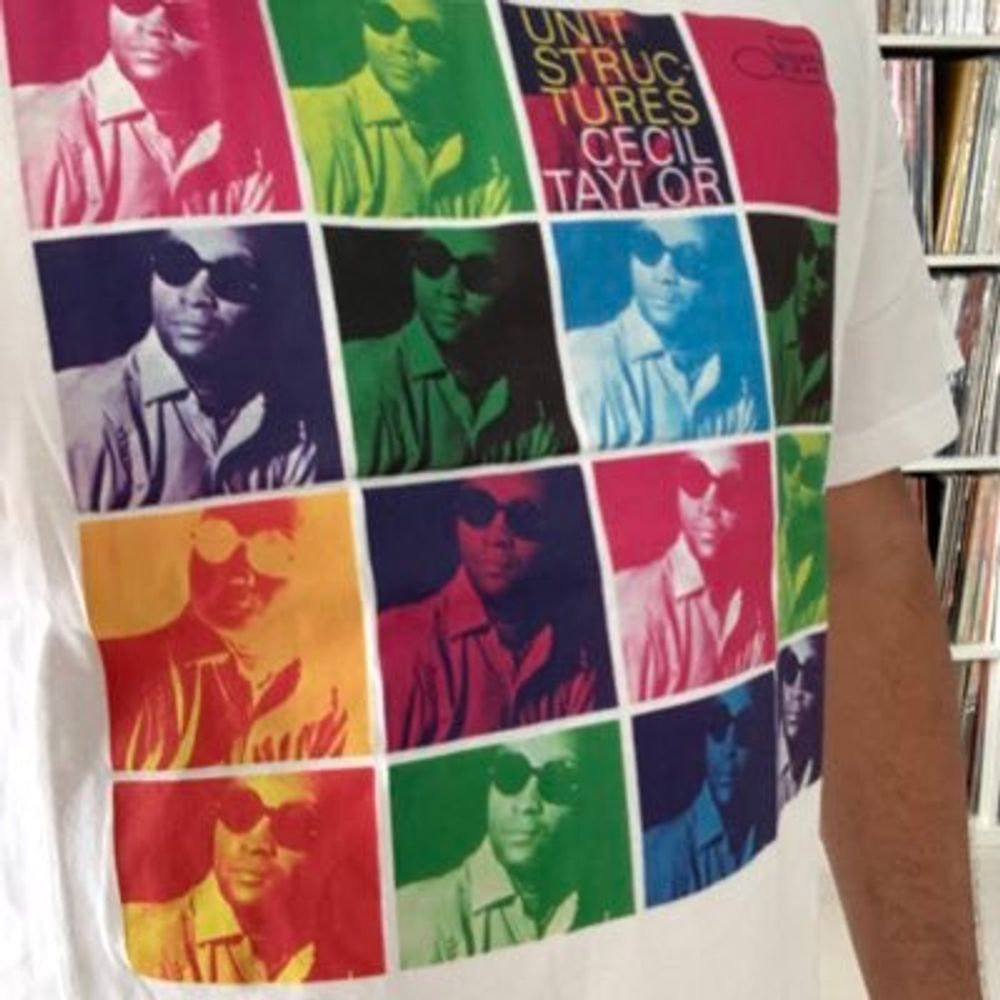 Música Estranha