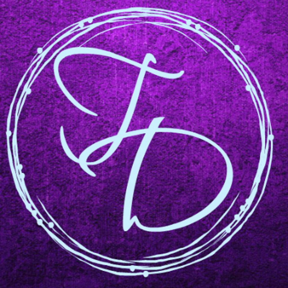 Tarina Deaton, Author