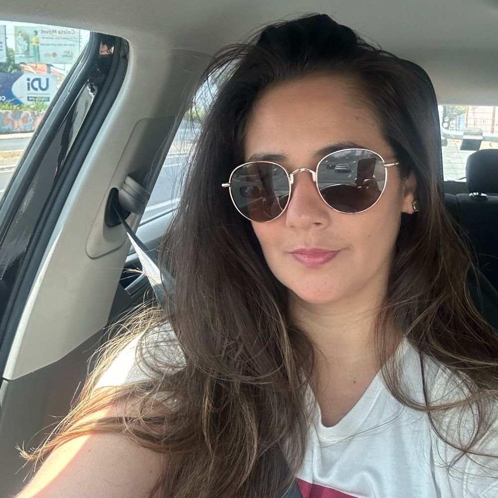 Iana Araújo 