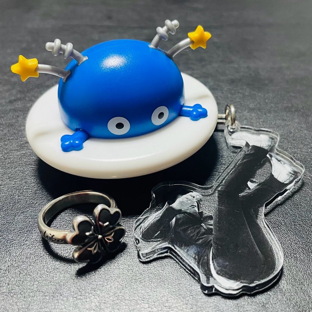🕯️🌧️🌙