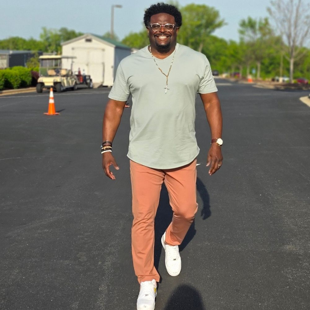 Dr. Derwin L. Gray