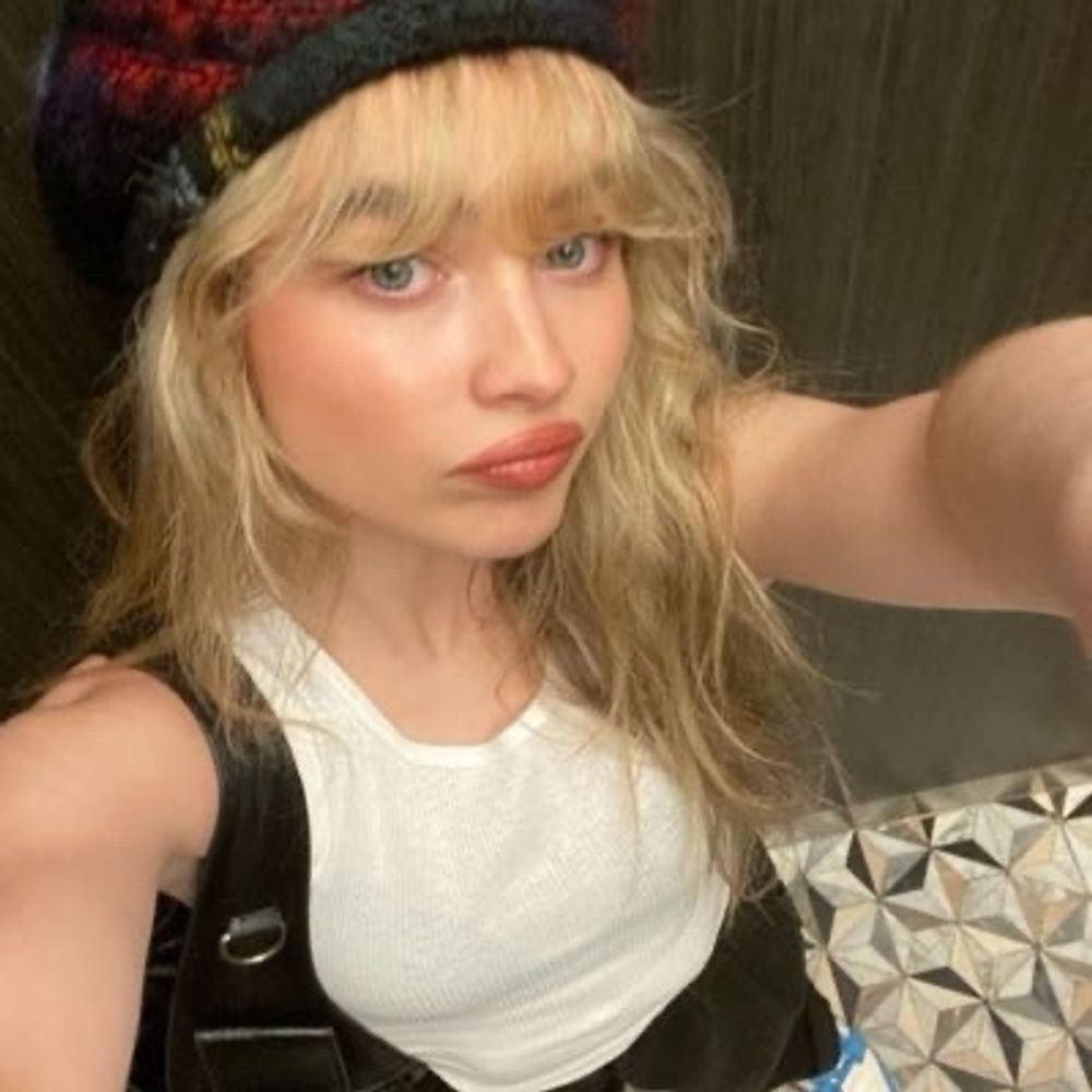 isa ★
