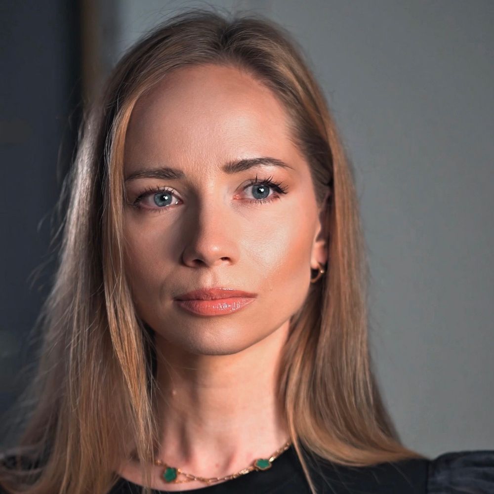 Angela Andronache