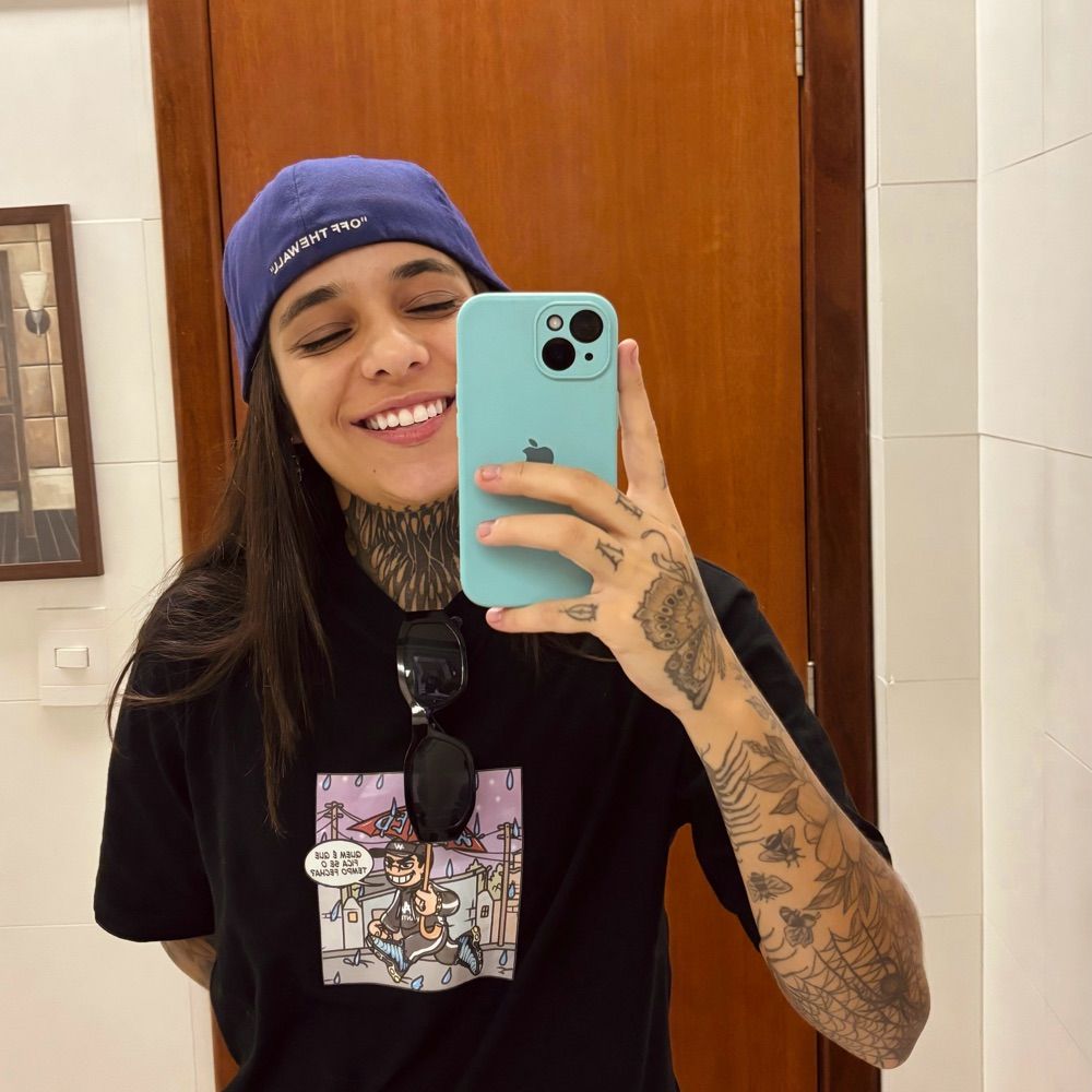 Lara Bacil