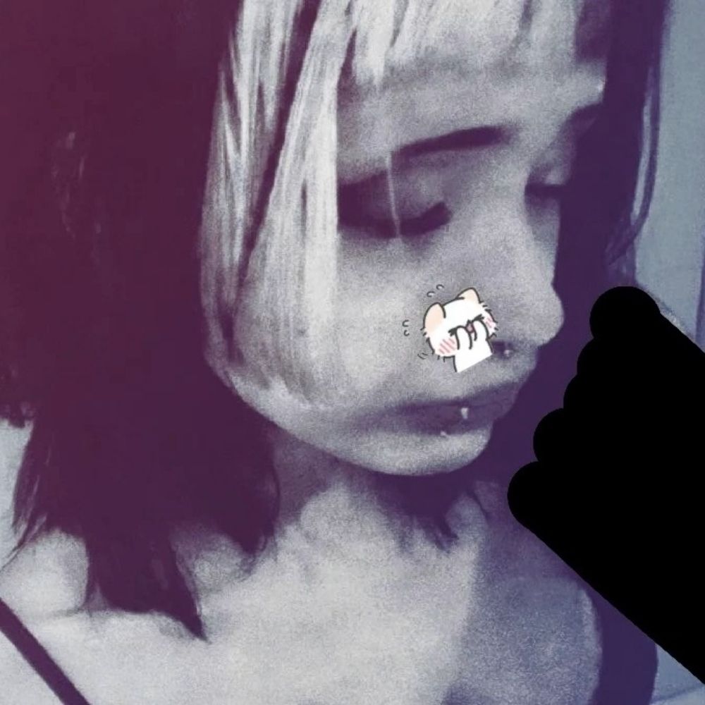 𖣂