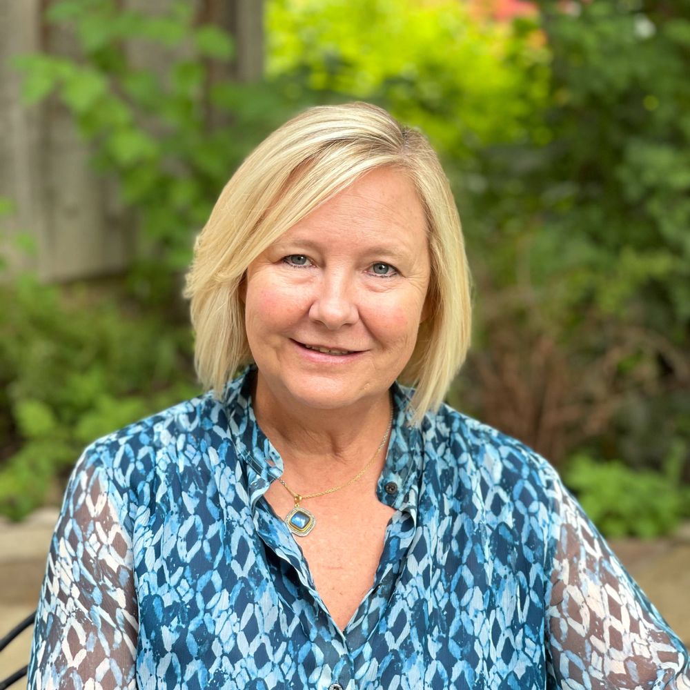 Julie M Rodosky