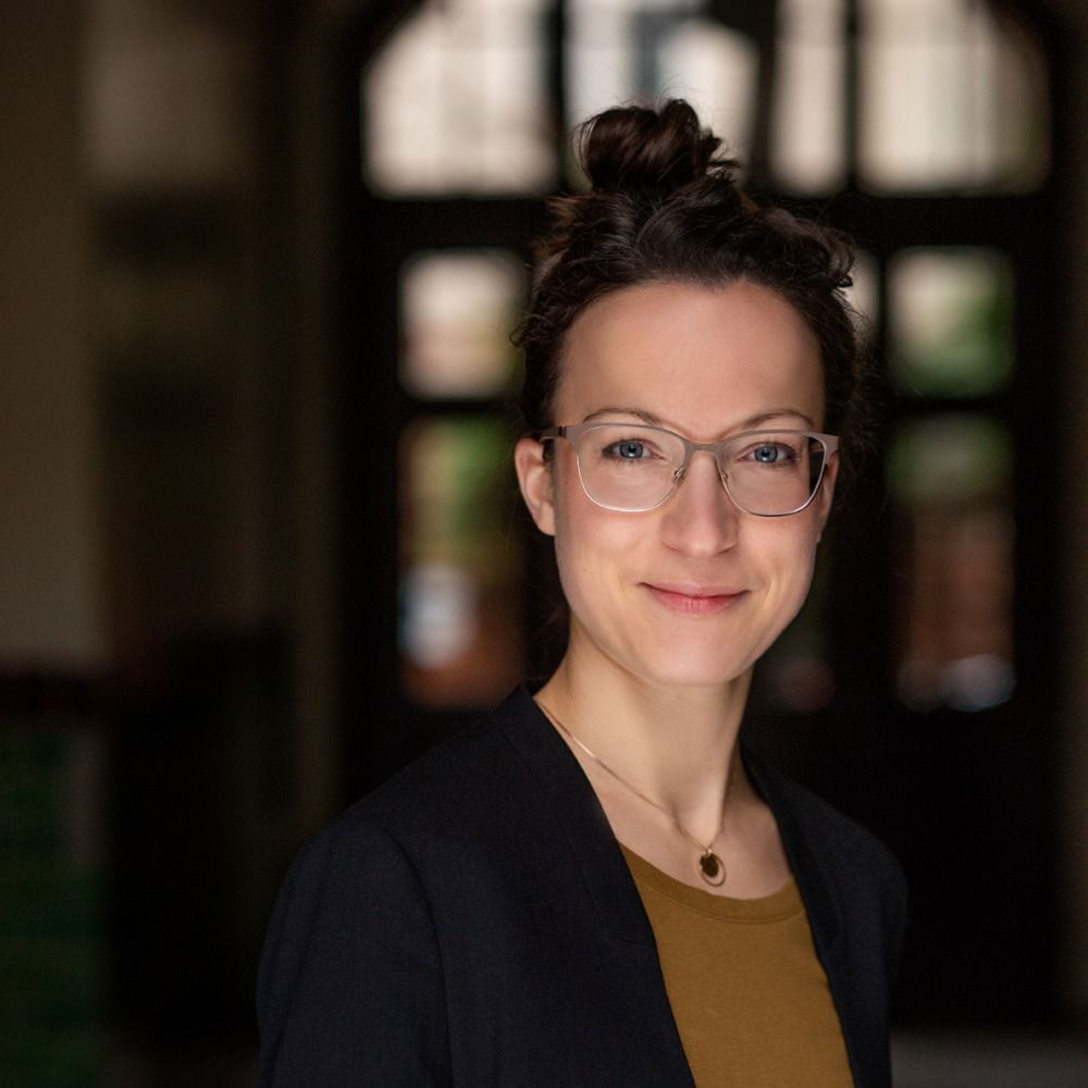 Dr Nina Schmidt (she/her)