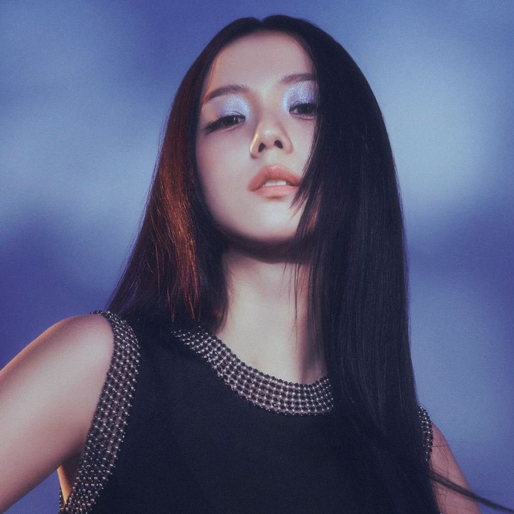 JISOO UPDATES