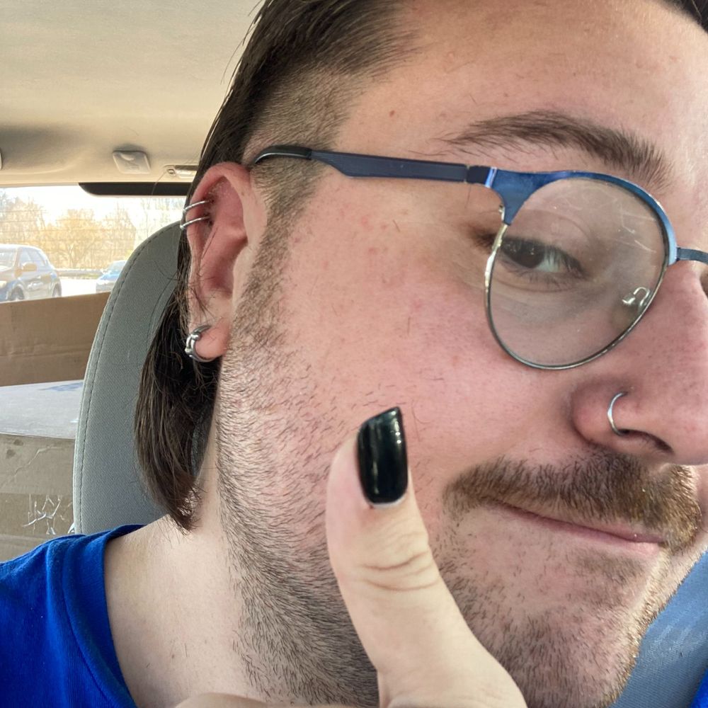 Ethan Mattos (he/him) | SplattyDaddyVGC