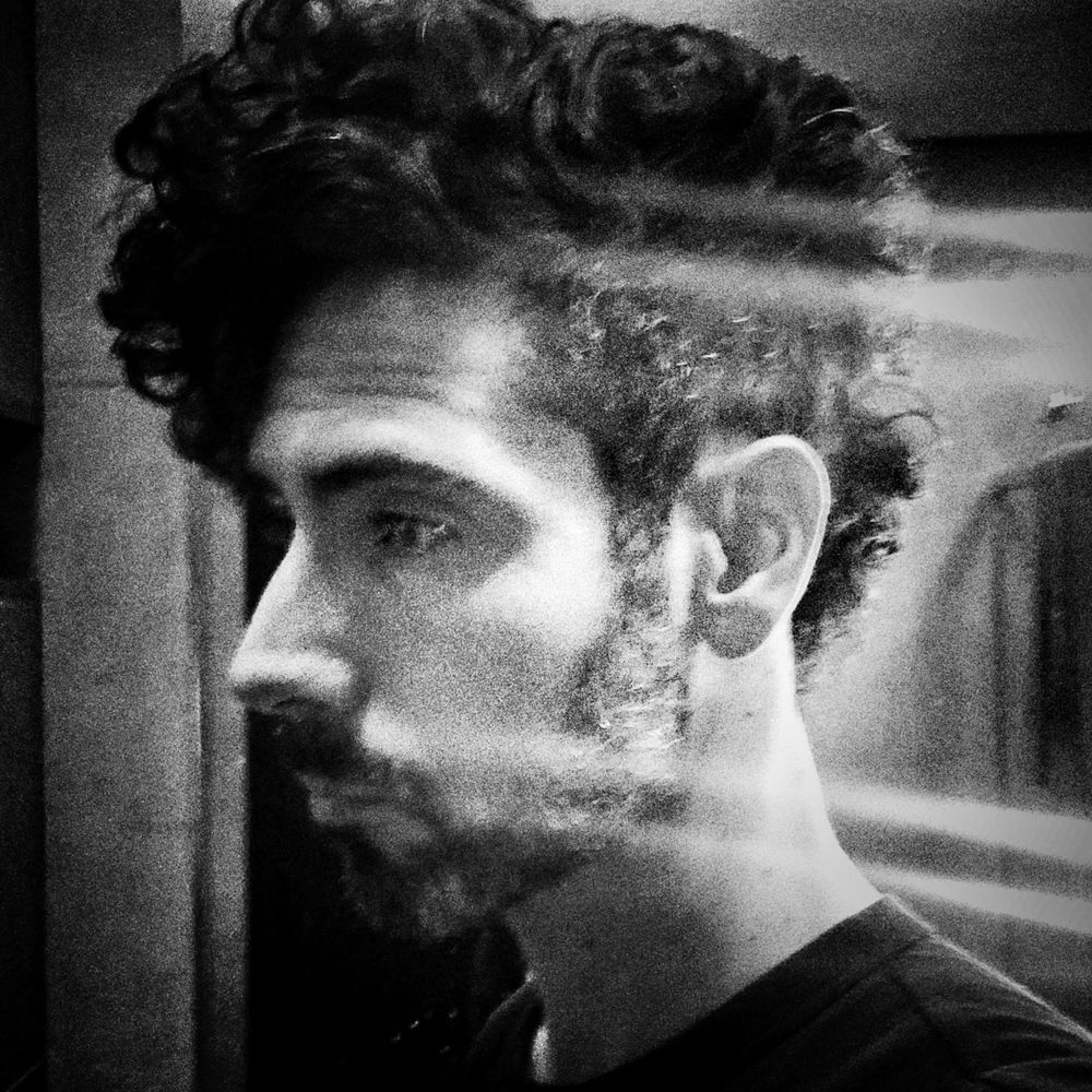 Eric Novello nO HaY BaNdA