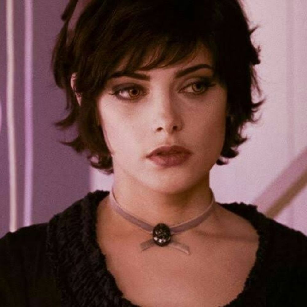Mundinho Alice Cullen
