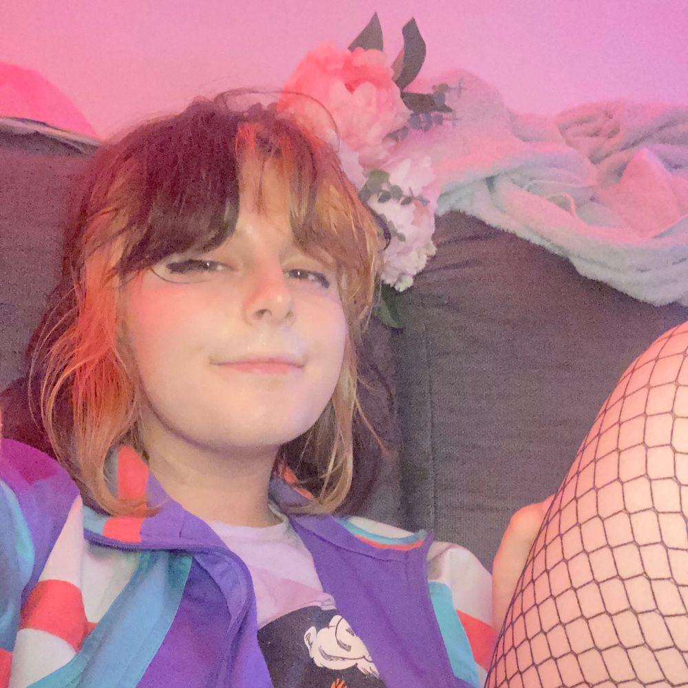 Sophiiaa 🐝🏳️‍⚧️