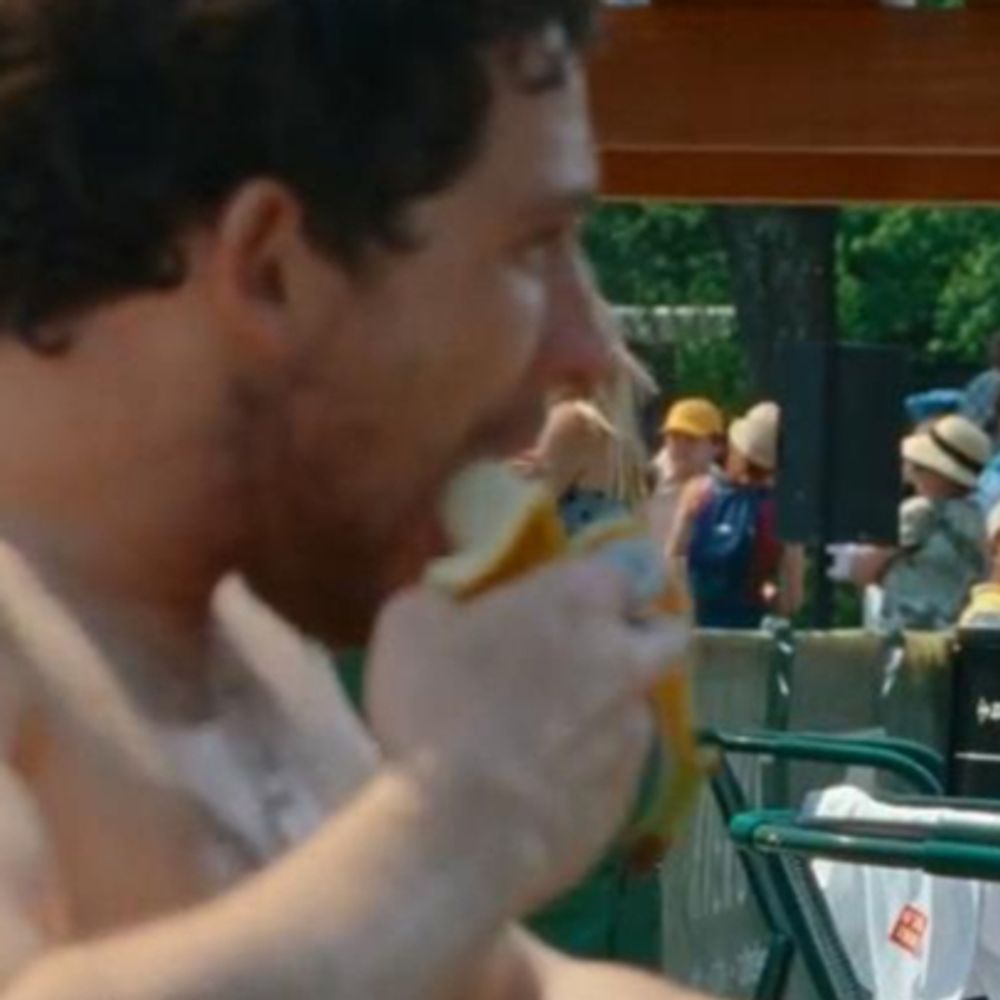 banana do josh o'connor em challengers