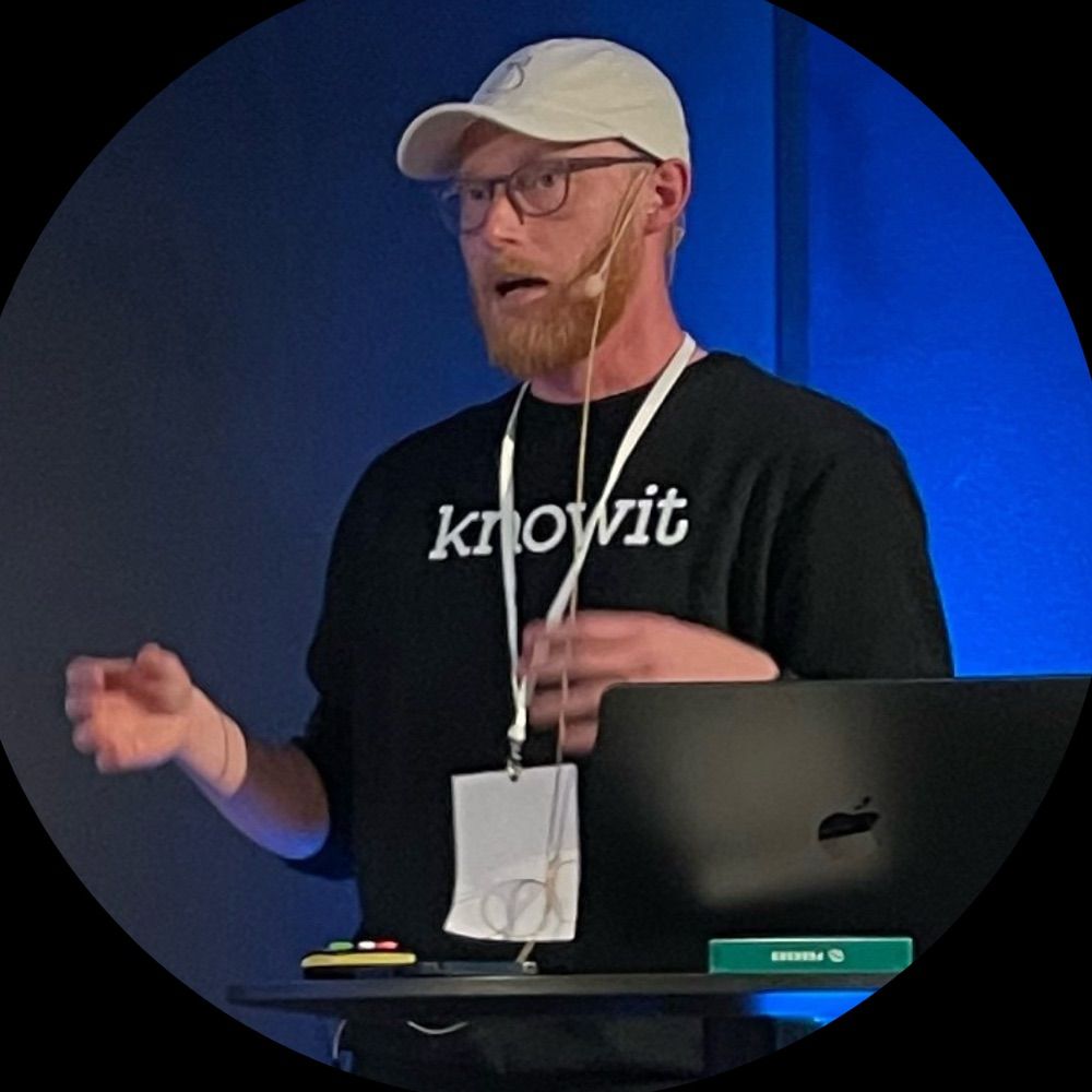 Dennis Adolfi