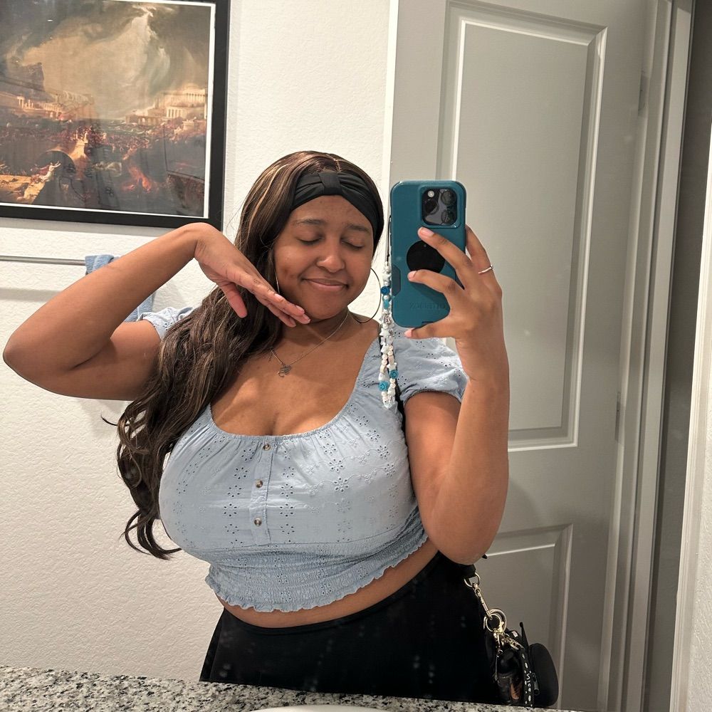 Sierra 🦋🪐