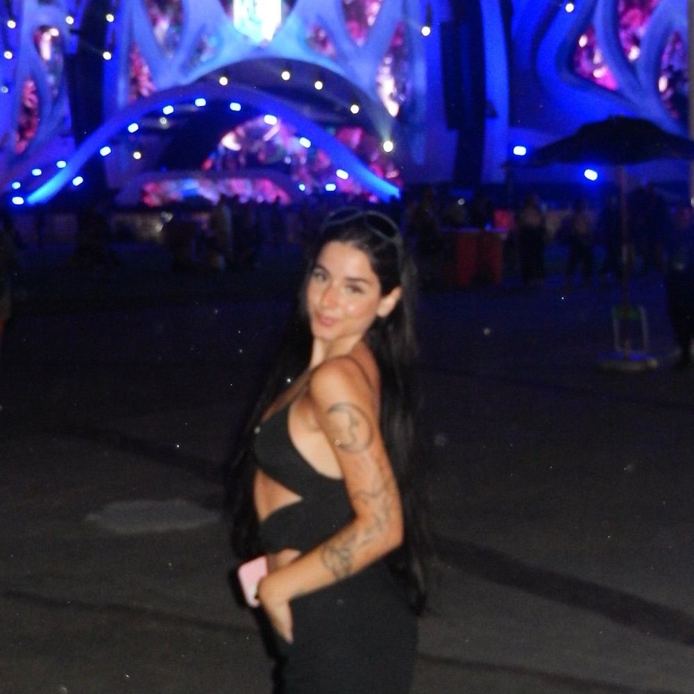 Nicolle Sandrini