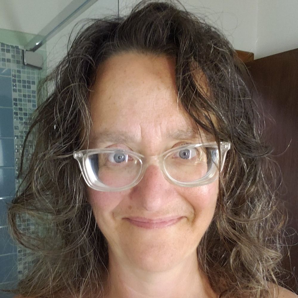 Amy Simoneau's avatar