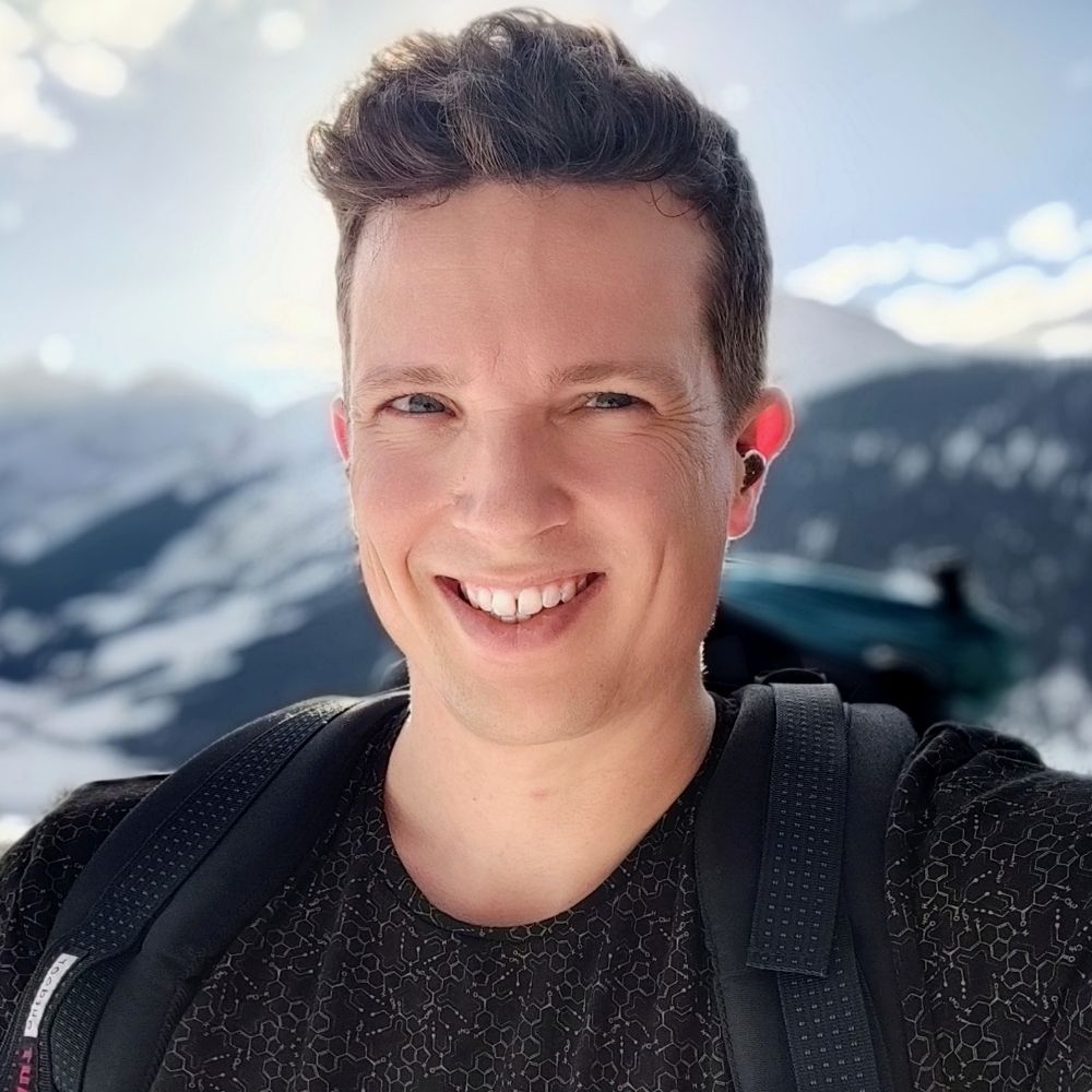 Simon B