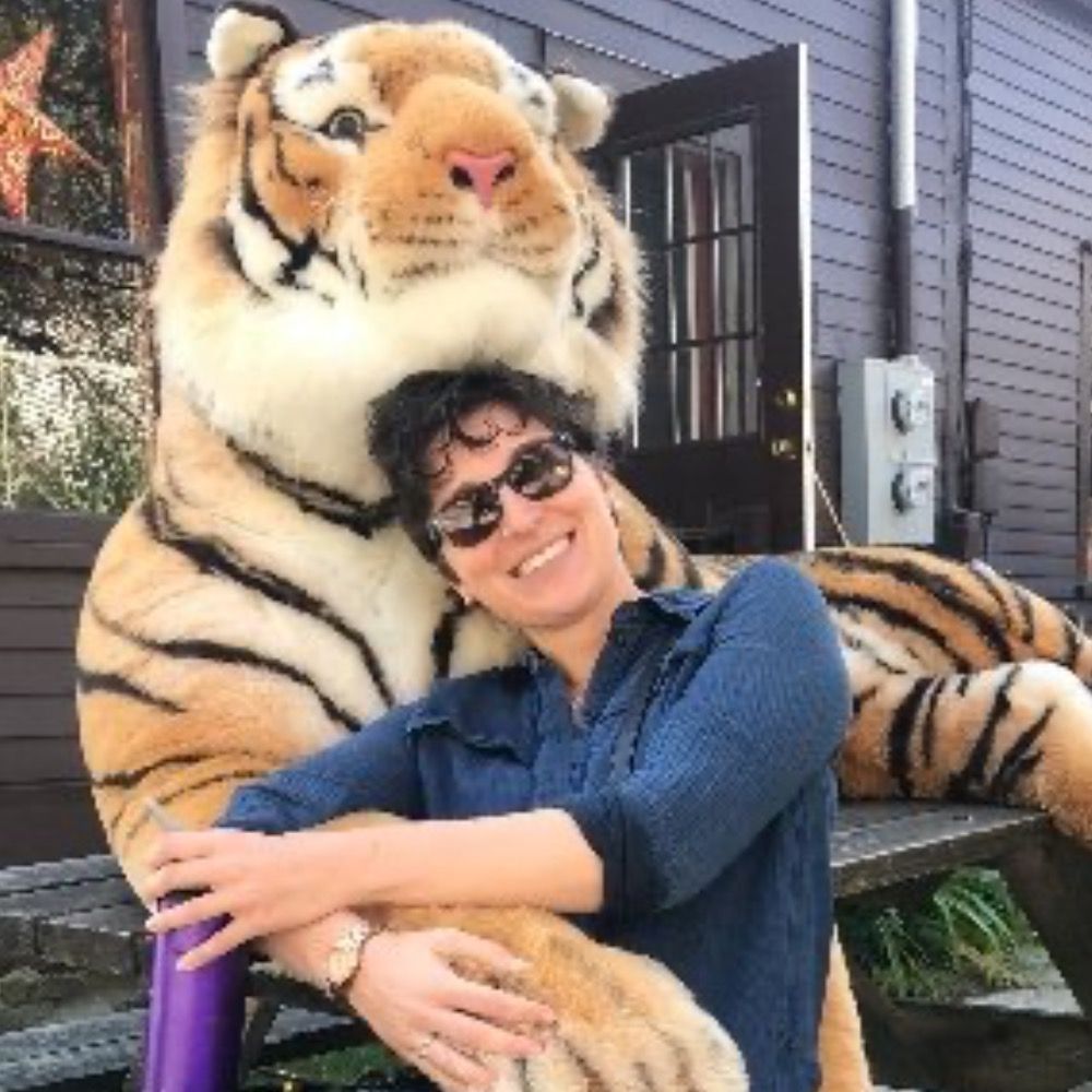 Amanda Laury Kleintop