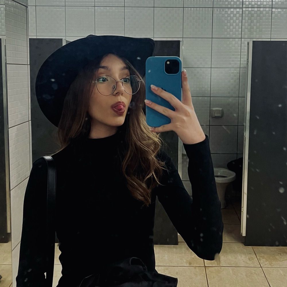 Anna com dois N