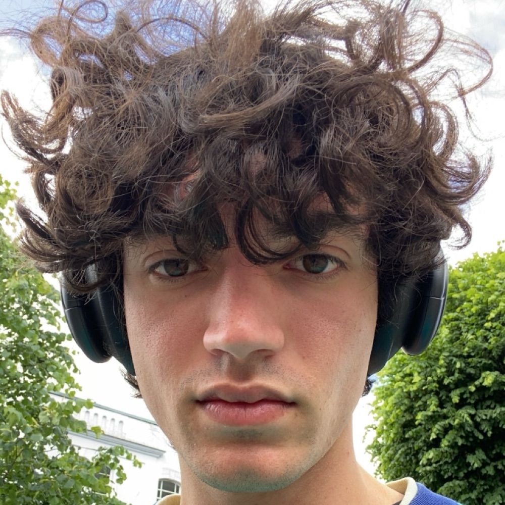Isaac🐝