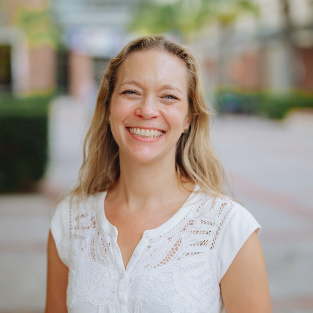 Dr. Jennifer Silvers