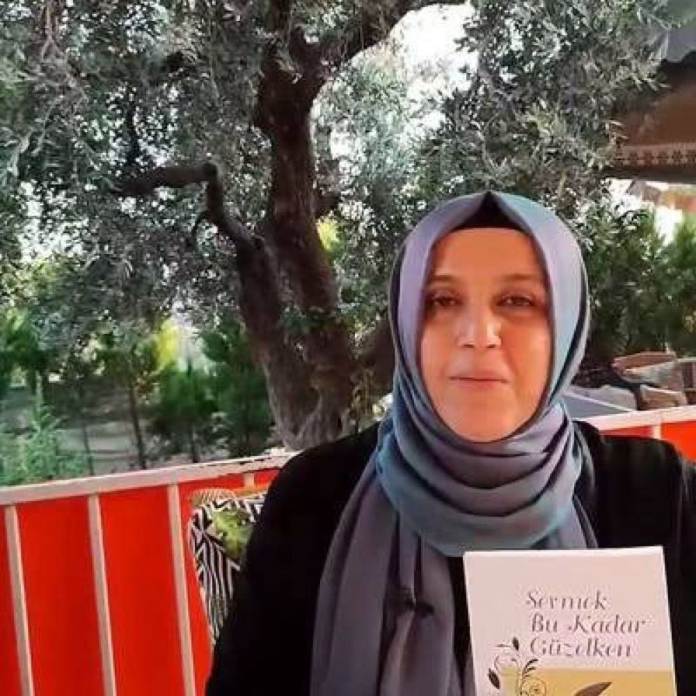 Sema Maraşlı Hayran Sayfası