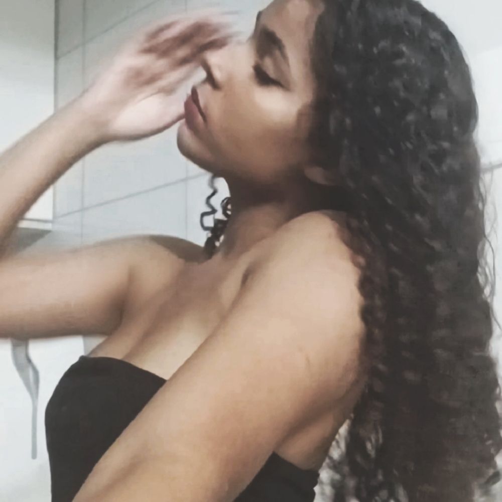 anninha 🦂