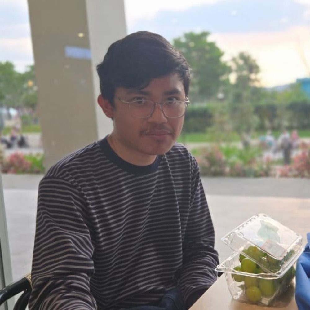 Given Angkouw (he/him)