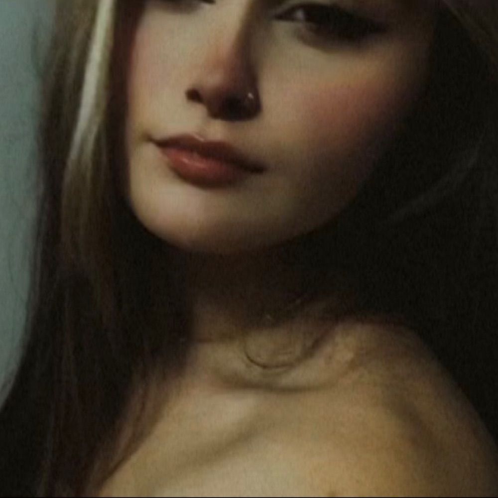 𝑗𝑢𝑙𝑖𝑎 💋