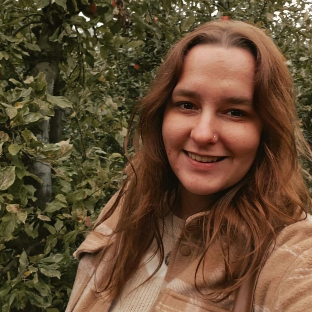 Anouk de Rooij | Cozy MM Romance Author