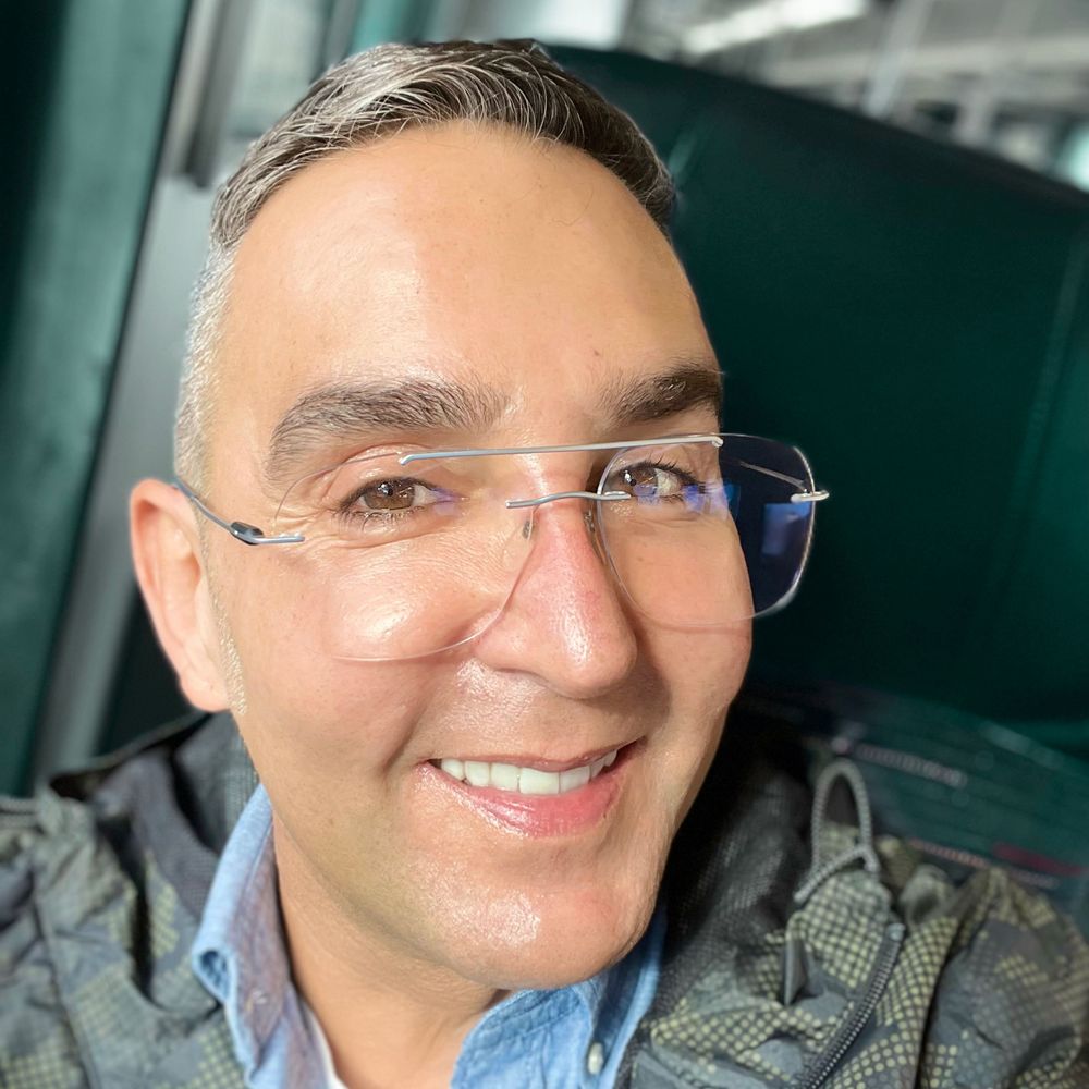 Dr Miguel Toribio-Mateas
