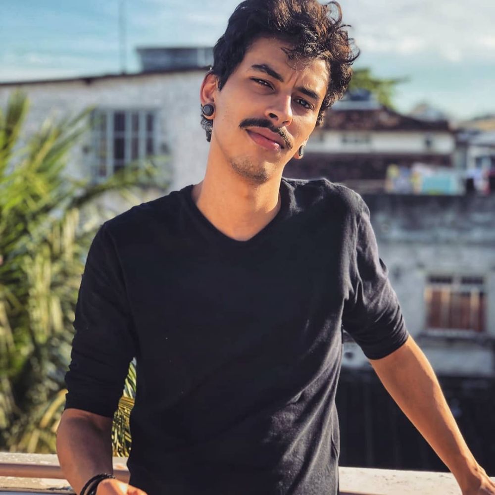 Jonas Olaria™