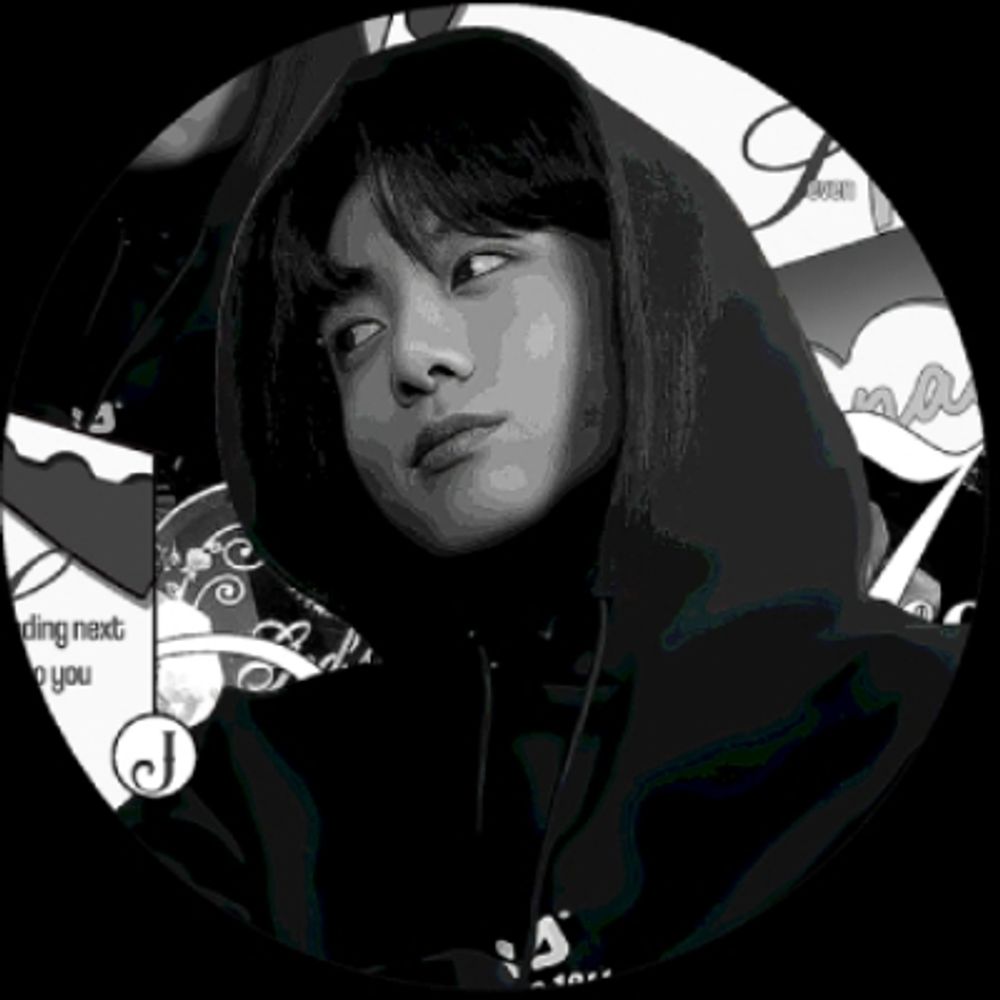 ᴠɪɴ 𔒌 follback oii