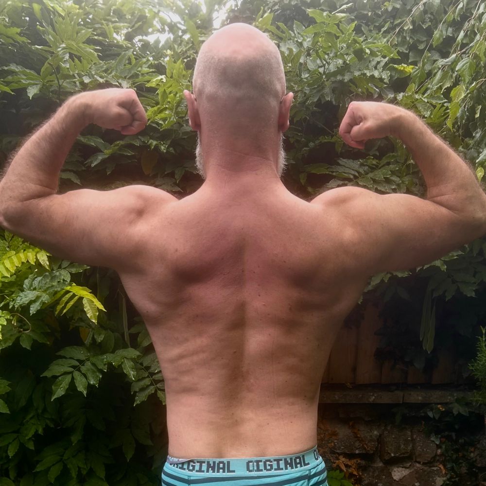 Muscle daddy💪
