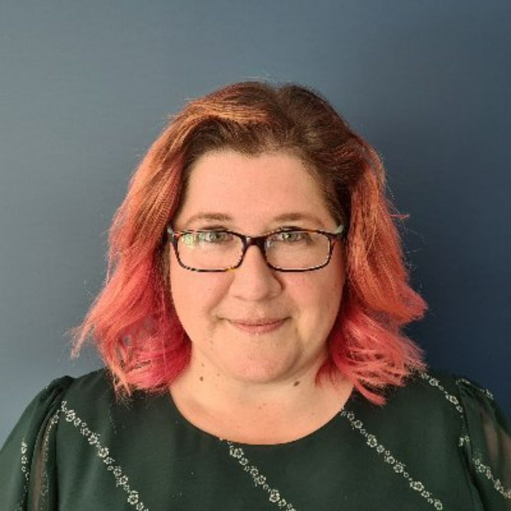 Dr Vicky Nagy