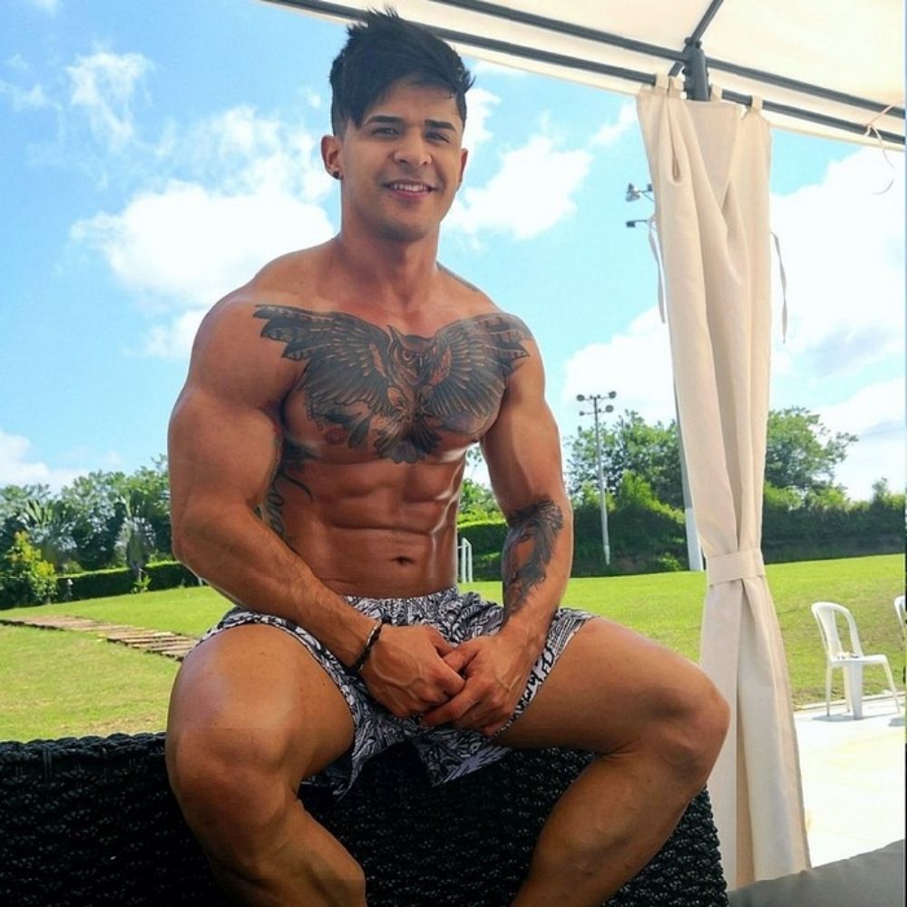 Alex Demarco aka Devefit