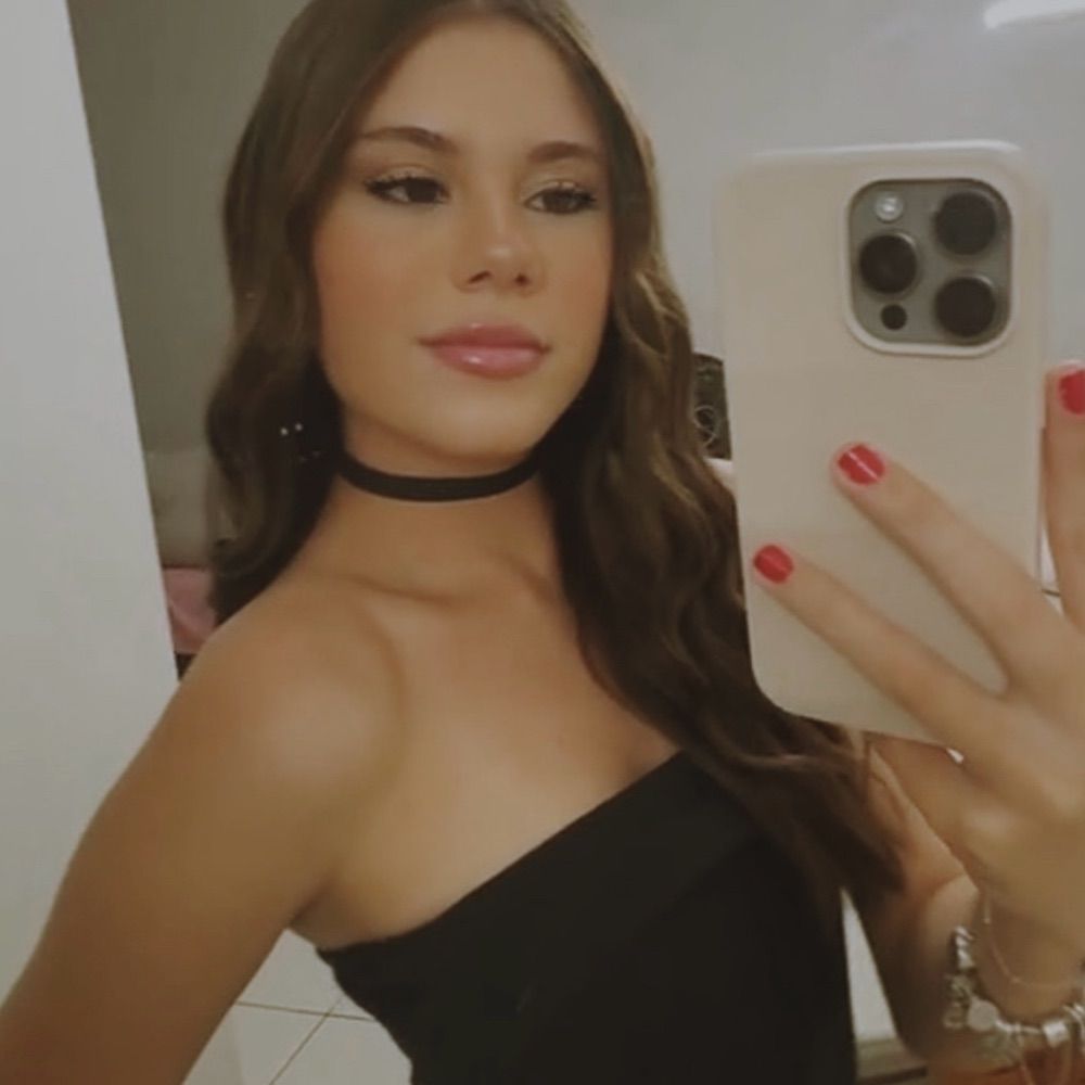 Emmelly Moraes 
