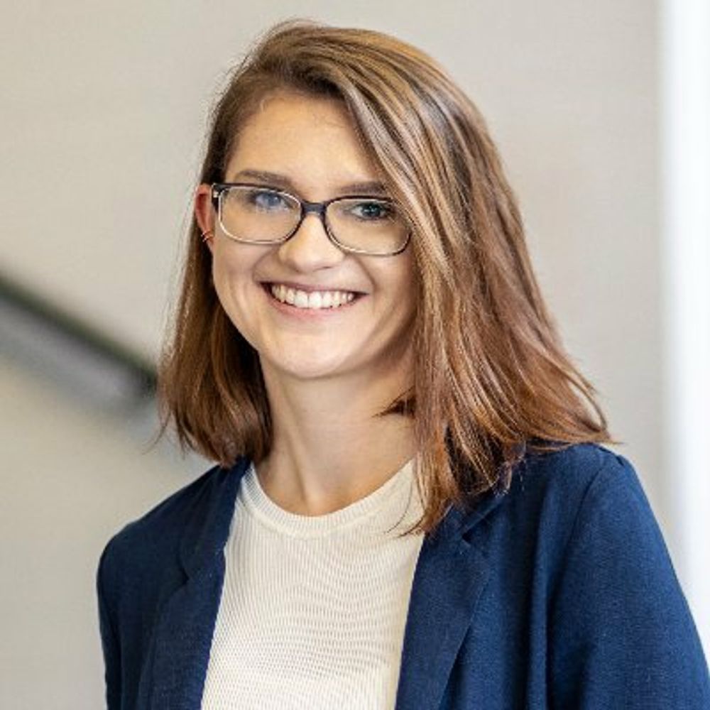 Dr. Anja Feneberg