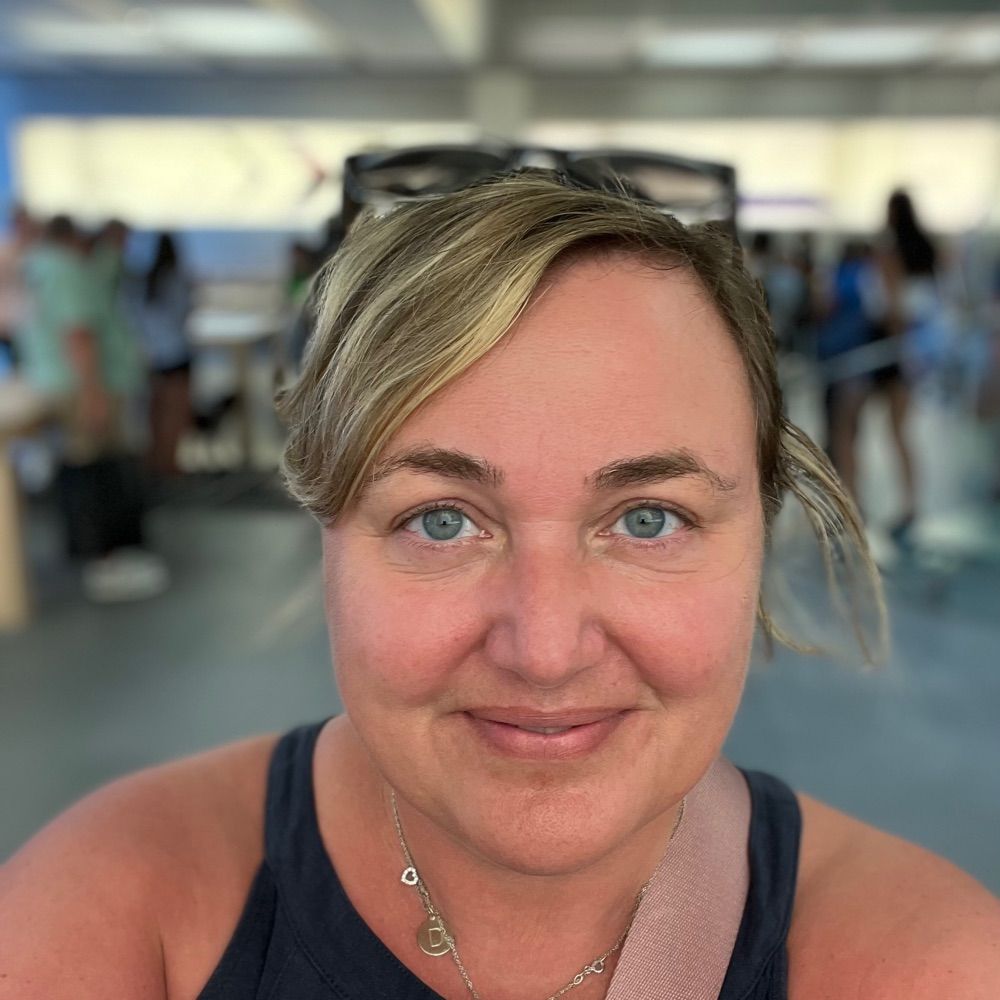 Suzanne McLone
