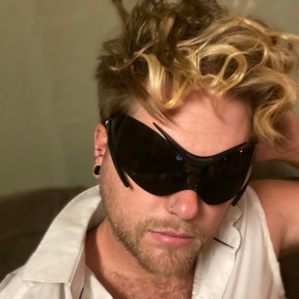 Blonde Boy Vibes