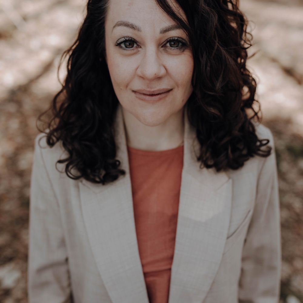 Laura Schuhn