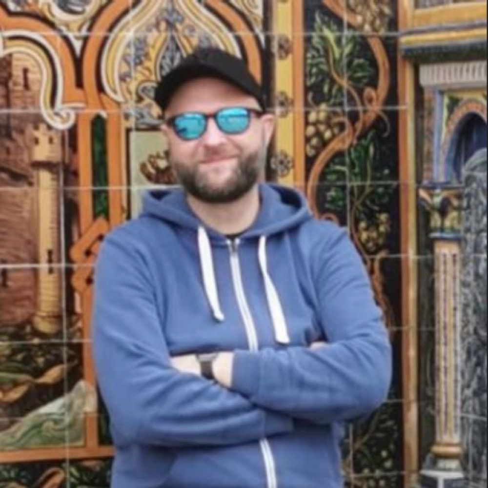 Piotr Zuralski (he/him)