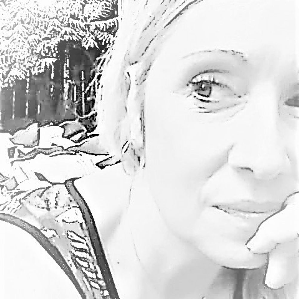 Louiise F.