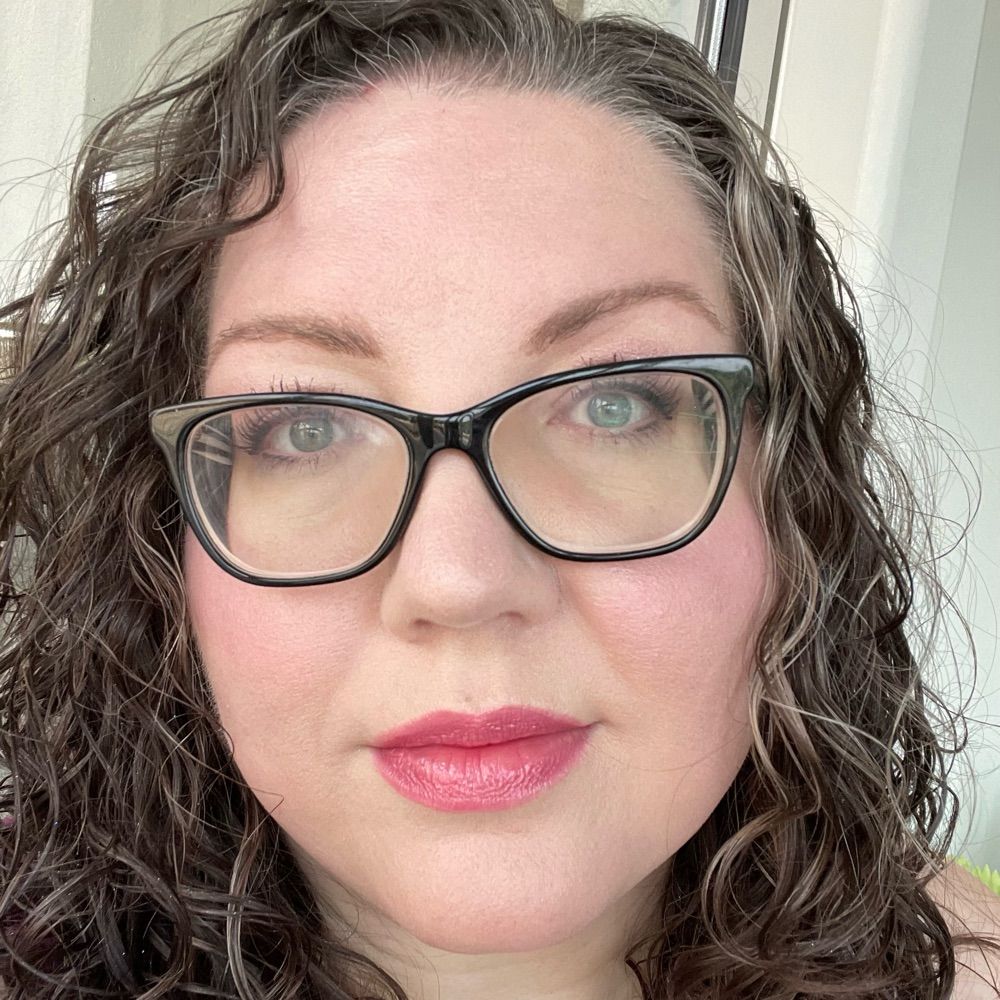 DevLovesBeautyNBooks
